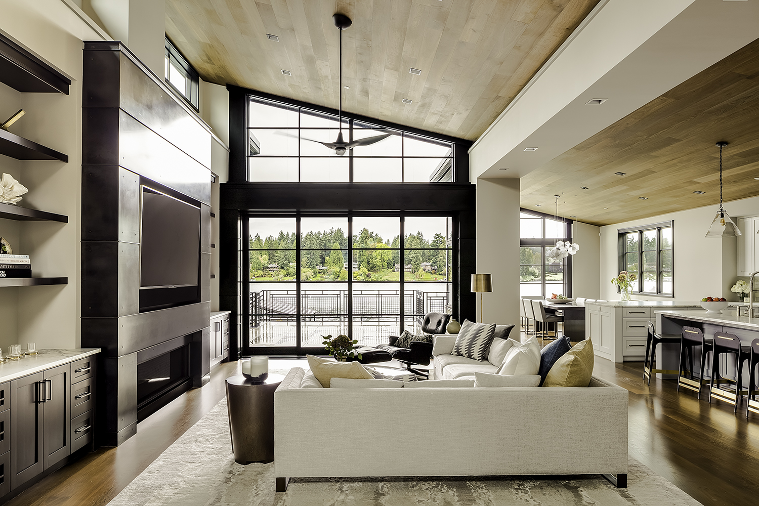 Contemporary, Light-Filled Interior Design